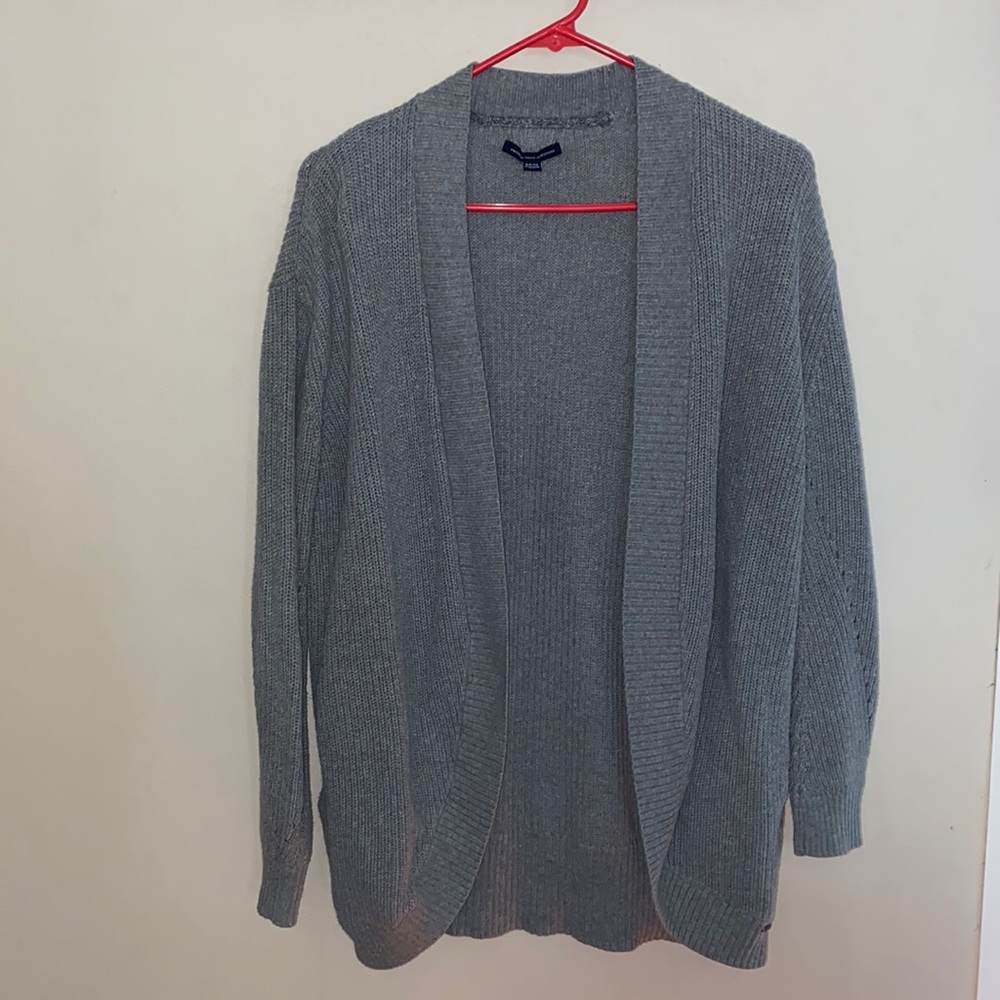 American Eagle grey cardigan